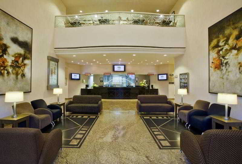 Four Points By Sheraton Galerias Monterrey Bagian luar foto Lobby